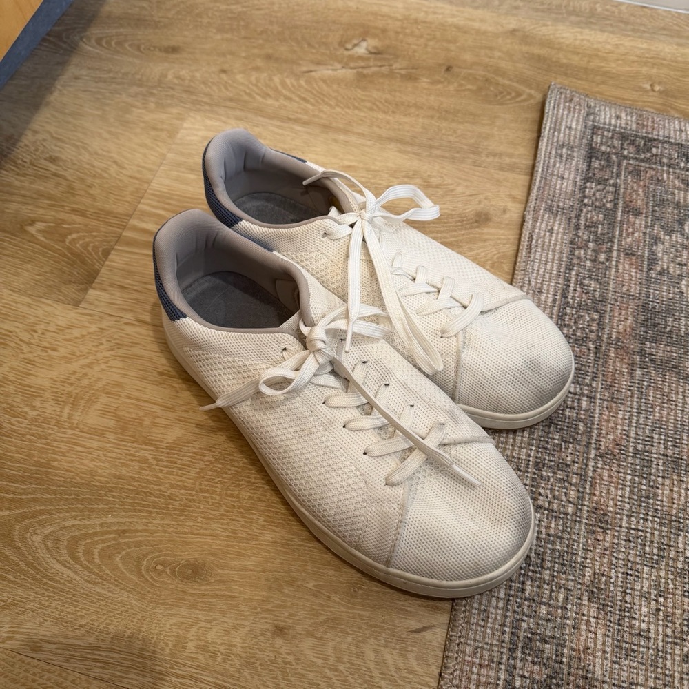 Suavs White Men's Sneakers